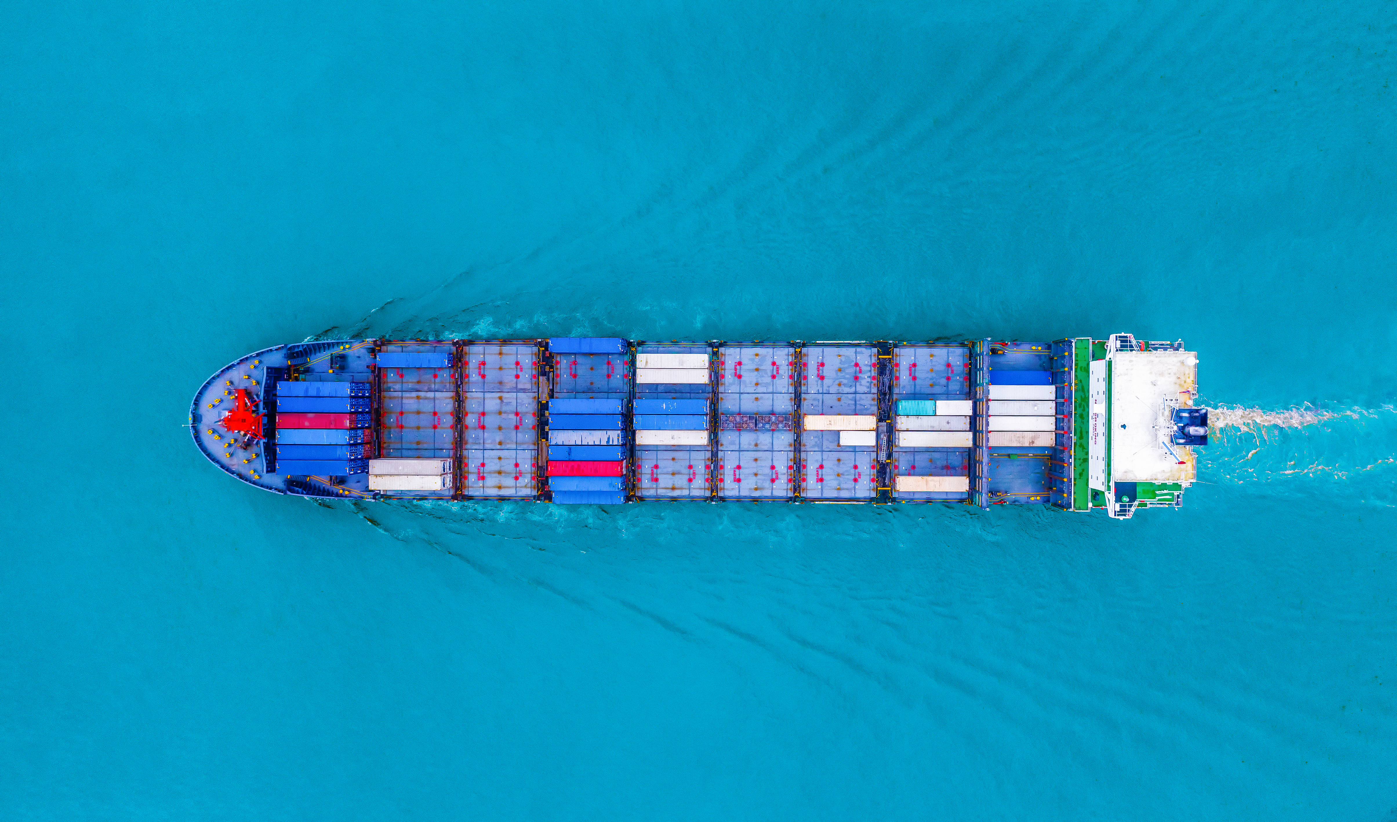 避開紅海風(fēng)險水域！中國集裝箱船開辟北極新航線